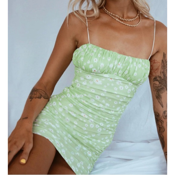 Princess Polly Penney Mini Dress Green Floral - Picture 1 of 6